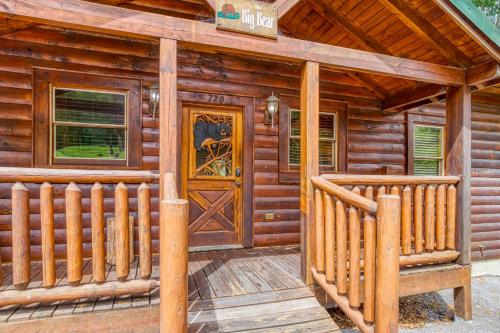 Big Bear Retreat- game Room Hot Tub Sleeps 3o Theater Room WIFI!!! - image 8