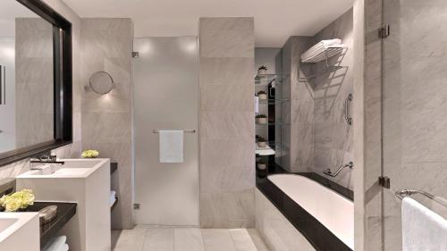 589070689 InterContinental Jordan by IHG