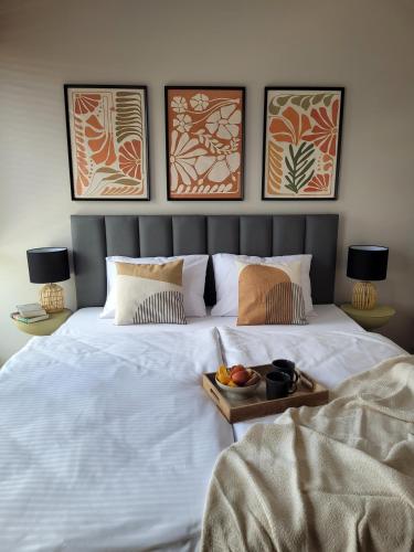 2 twin beds