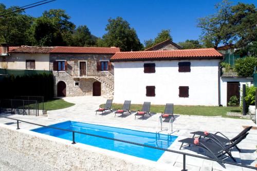 Casa Storia & Casa Antica in เวปรินัซ