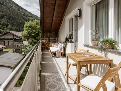Rõdu/terrass, Alpenapartments in Ried Im Oberinntal