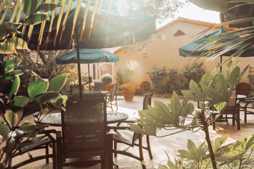La Jolla Beach & Tennis Club - Photo 1