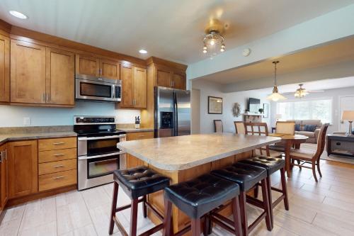 Lake Time Retreat Lake Time Retreat