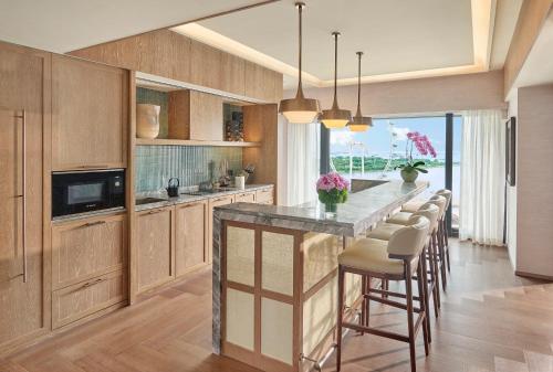 Kitchen, Mandarin Oriental, Singapore in Marina Bay