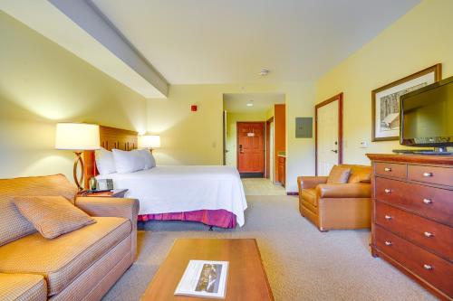 Ellicottville Condo Near Sky High Adventure Park! in Ellicottville, USA
