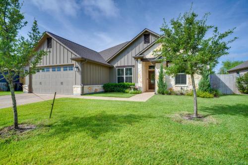 Bryan Home with Covered Patio 6 Mi to Texas AandM! in Bryan, USA