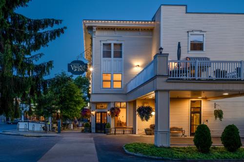 Fairhaven Village Inn
