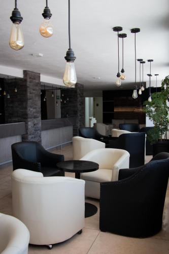 Közös társalgó / TV, Hotel St. George in Rosa Linda