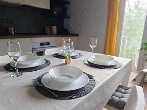 Palvelut, Tornyos Apartman in Ispitaalja