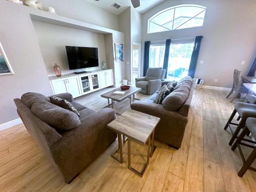 Fully Remodeled Golf View Villa Southern Dunes in Haines City, USA