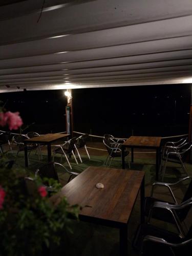 Hostal Restaurante Parajes