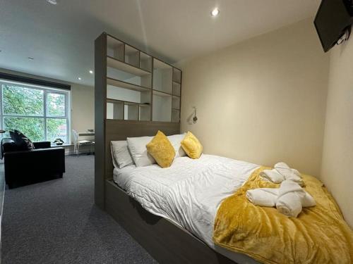 Studio Flat in Bolton in Bolton