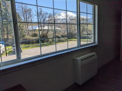 Hi-Lo Motel, Cafe and RV Park Mount Shasta Area