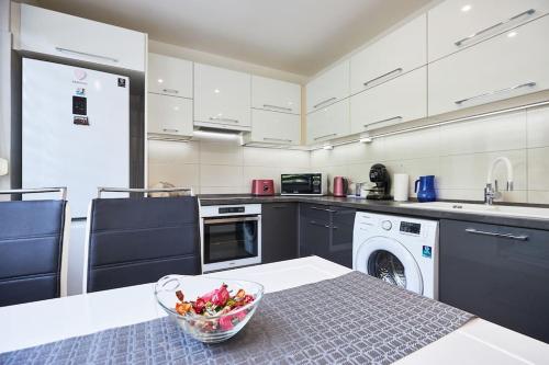 ห้องครัว, Zoé apartman, központhoz közel (Zoe apartman, kozponthoz kozel) in อุยเกร์ต