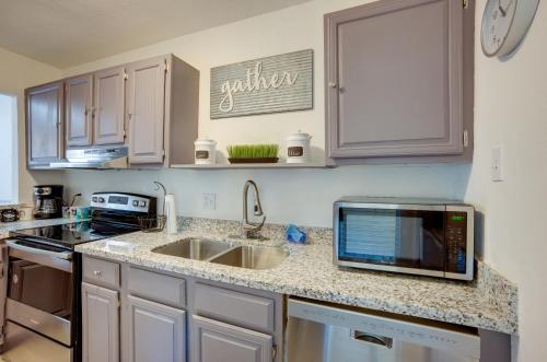 Pet-Friendly Bryan Escape about 2 Mi to Texas A and M in Bryan, USA