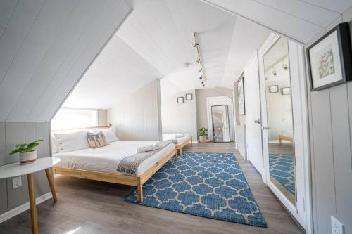 1 Block to Beach - 8BR 5BA Modern Historic Home in Atlantic City, USA