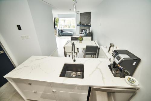 Upscale Modern Apartment in Whistler, Canada
