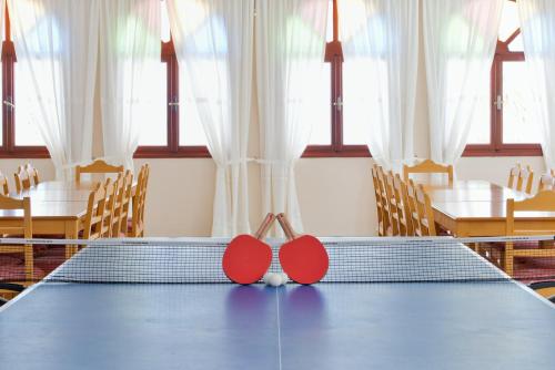 Makarios Hotel - image 4