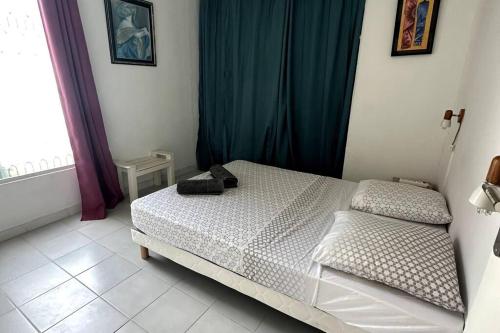 Maison authentique à 300m de la plage (Maison authentique a 300m de la plage) in Sainte-Anne