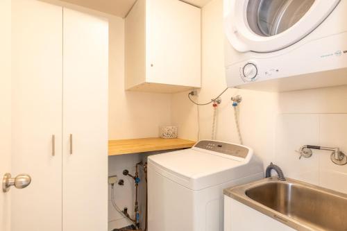 Apartment image 10