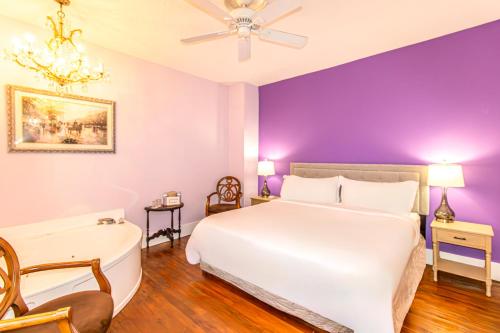 Honeymoon Room with Spa Bath