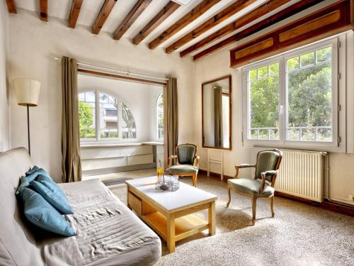 Arcachon : Appartement T4 avec terrasse et parking à 400m de la plage ! - image 2