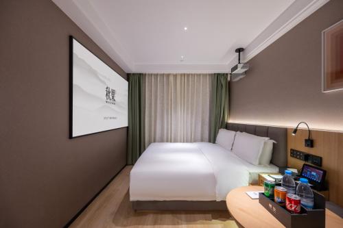 Double Room image 4