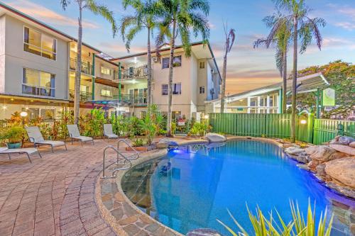 Koala Court Holiday Apartments — hotel in 147 - 155 McLeod Street, Cairns North AU, 4870