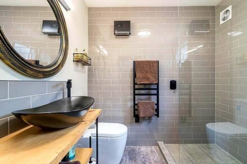 Sea Salt Apartment Dunedin 3 Bedrooms & Sea Views in West Dunedin