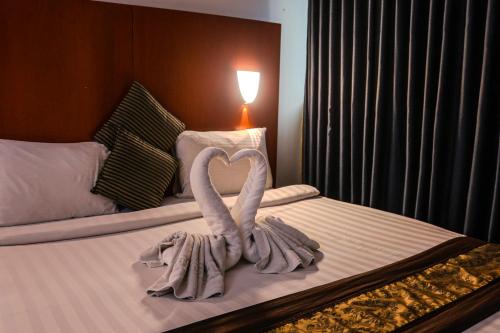 Suite, executive