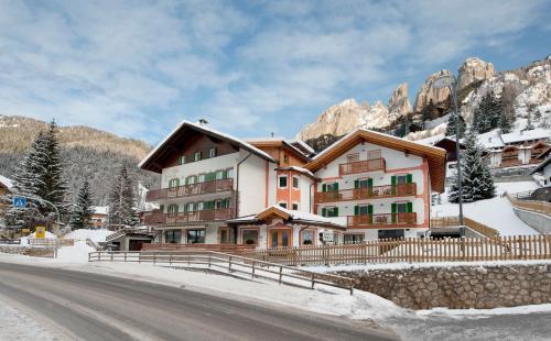 Hotel Primula - Campitello di Fassa
