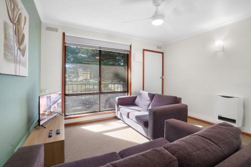 Eastern Beach Unit 6 - Warrong