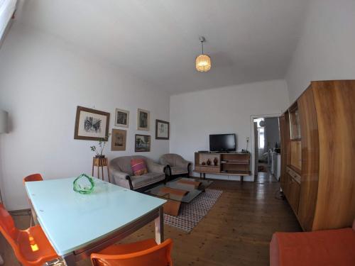 Standard One-Bedroom Apartment image 10