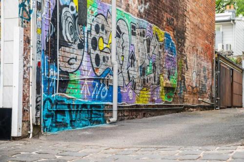 Central Chic & Cool Carlton Apartment on Elgin St