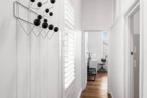 Central Chic & Cool Carlton Apartment on Elgin St