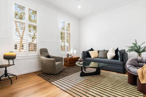 Central Chic & Cool Carlton Apartment on Elgin St