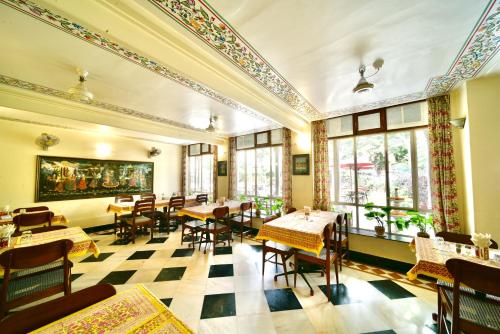 Restauracja, Hotel Arya Niwas in Jaipur