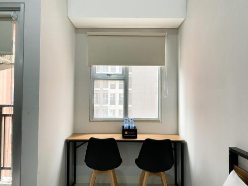 Studio Apartment image 1