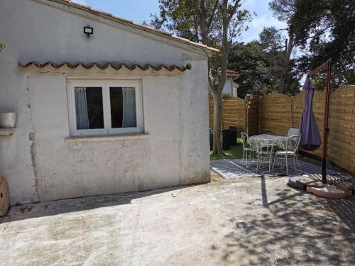 Maison 47m2 a 800 m de la plage near Le Toukan