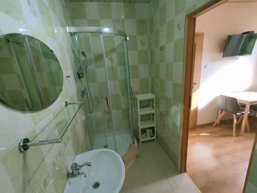 Pokoje gościnne Zawoja Centrum Henryk Hadka