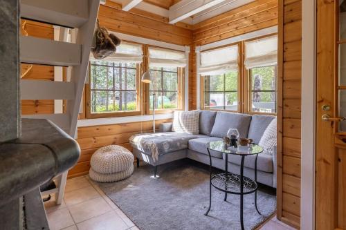 Rovankoto by Hi Yllas in Rämeänniemi