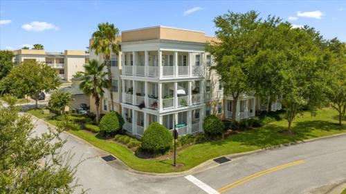 3 Bedrooms- 2 Bathrooms- Reunion 7521-104 Md