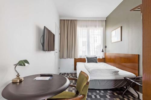 1 twin bed