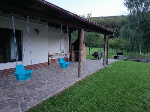Skats, Cabana PUFI in Floroaia