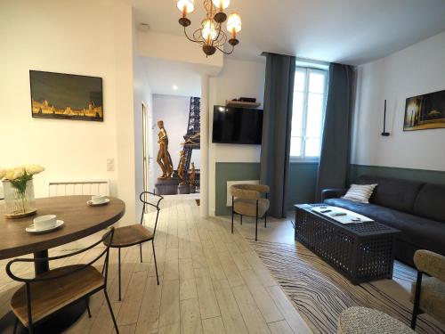 Saint Germain Elegant ChicSuites - image 9
