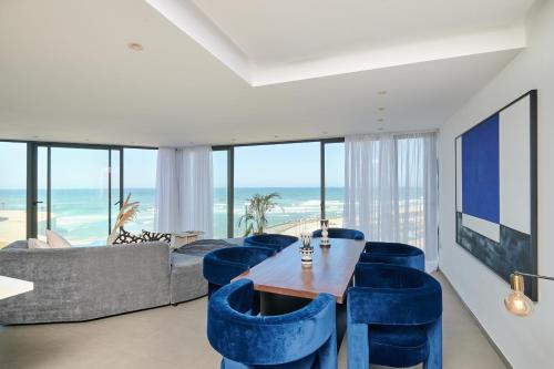 Shared lounge/TV area, TheCasaEdition - Bel Azur - Sea View & Hassan II Mosque Residency in Sour Jdid