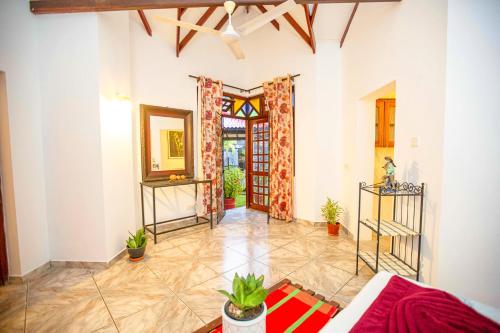 Buitenkant, Arcadia Resort in Hikkaduwa