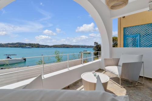 Kavouraki Apartment & Studio 1