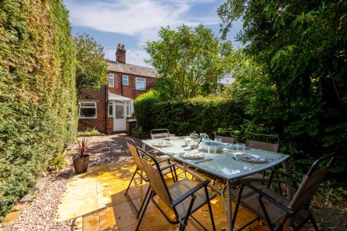 Зовнішній вигляд готелю, No24Sandbach - Exclusive House - Pet Friendly in Сендбеч