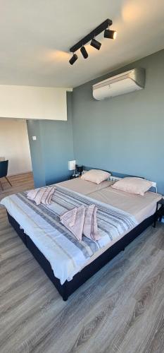 Studio Nikol, Бургас (фото 3)